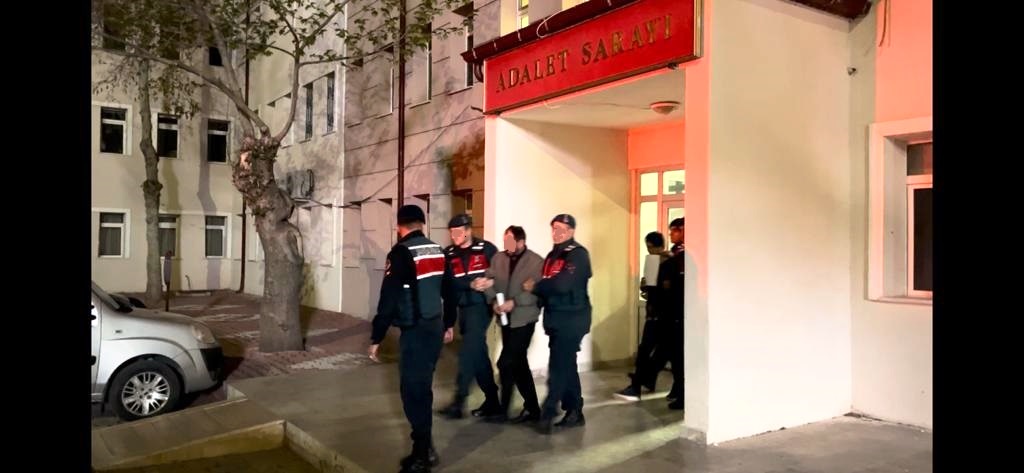 KADINHANI İLÇE JANDARMA  EKİPLERİNDEN  KABLO HIRSIZLARINA BÜYÜK OPERASYON